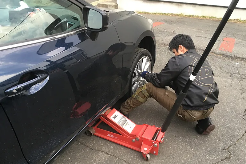 ジャッキアップ